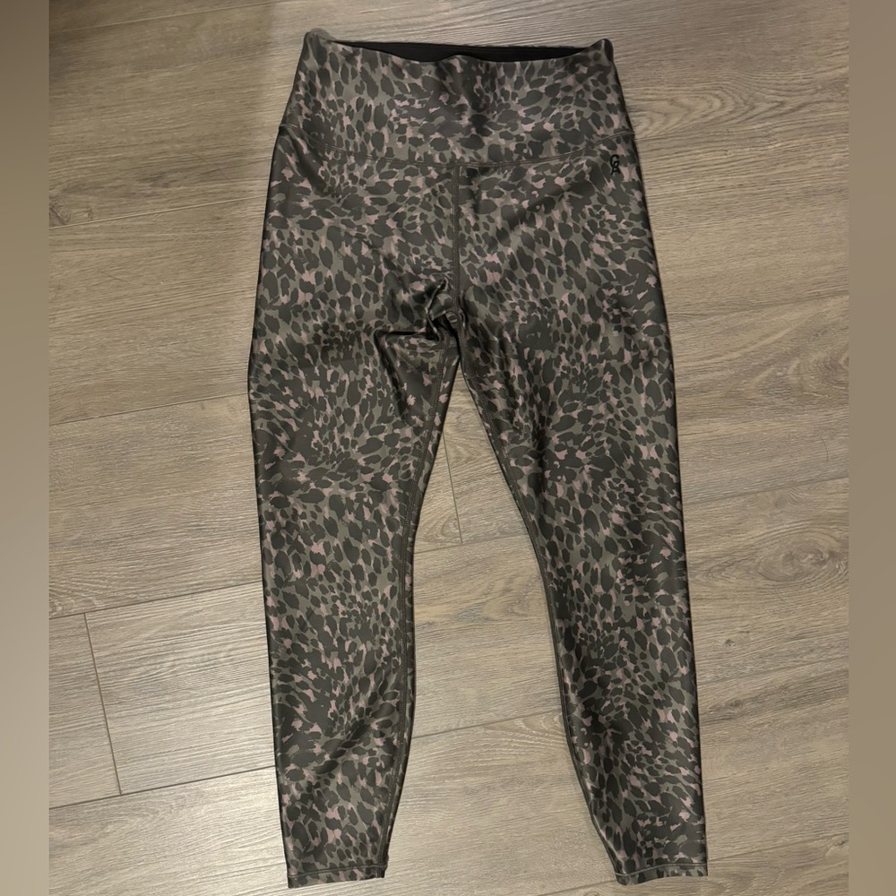 Good American the ferocious leopard print legging